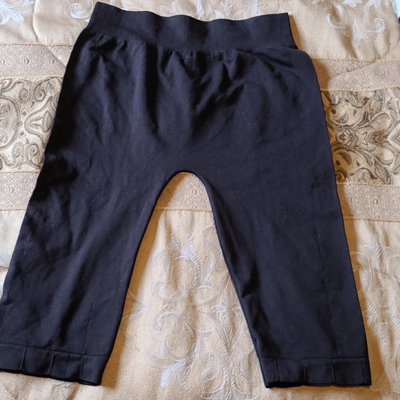 Ladies shape wear - Picture 1 of 3